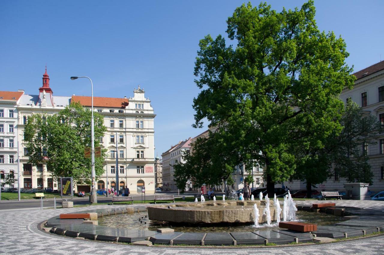 Apartments In Mala Strana - 10 Minutes From Charles Bridge Prag Eksteriør billede